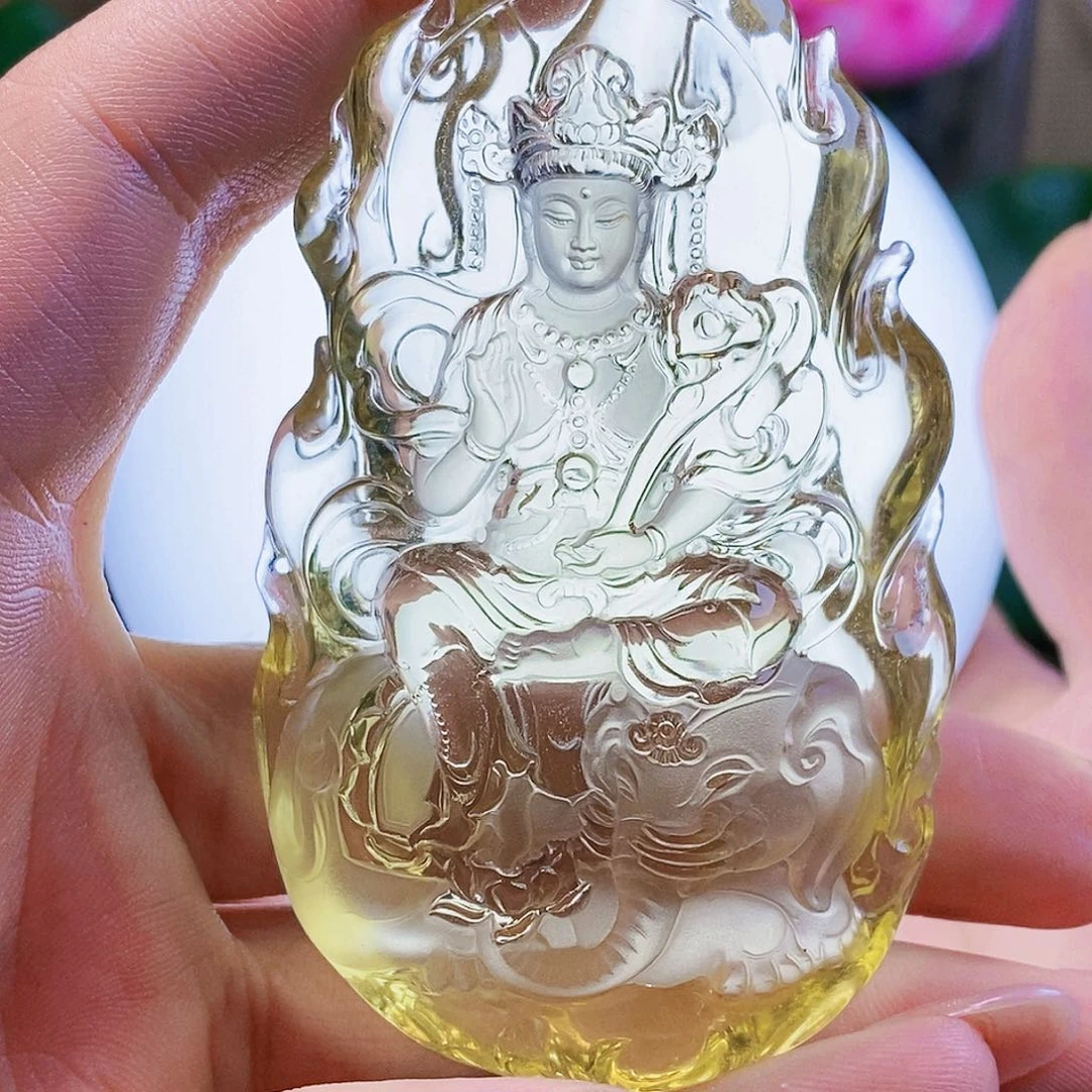 未镶嵌颈饰水晶吊墜