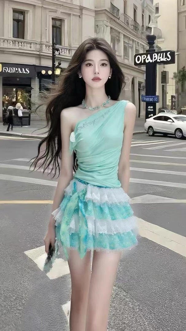 温柔知性风氛围感湖蓝色斜领无袖修身上衣+设计感蛋糕裙女两件套