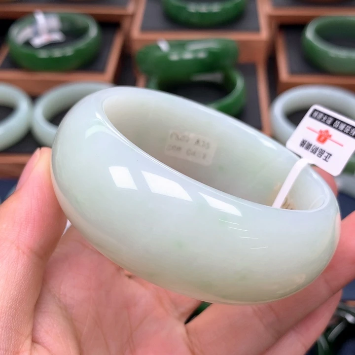 未镶嵌手镯和田玉5758