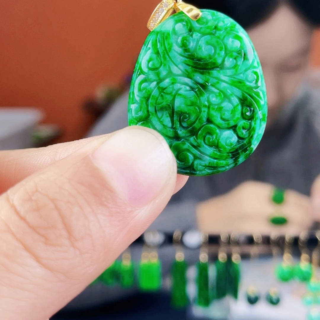 翡翠未镶嵌耳饰饰品