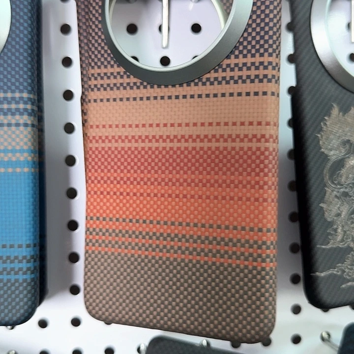 Mate70pro 日落红带磁吸