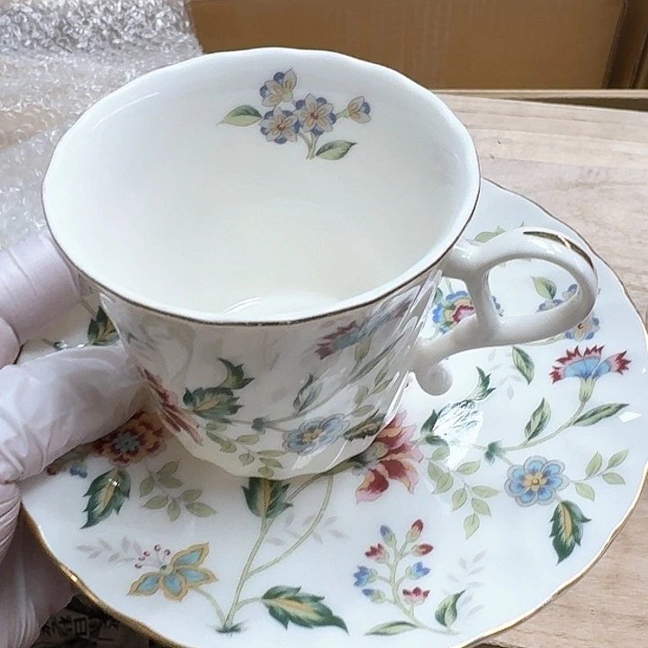 瓷片燕***笑哈哈哈哈哈哈哈哈哈