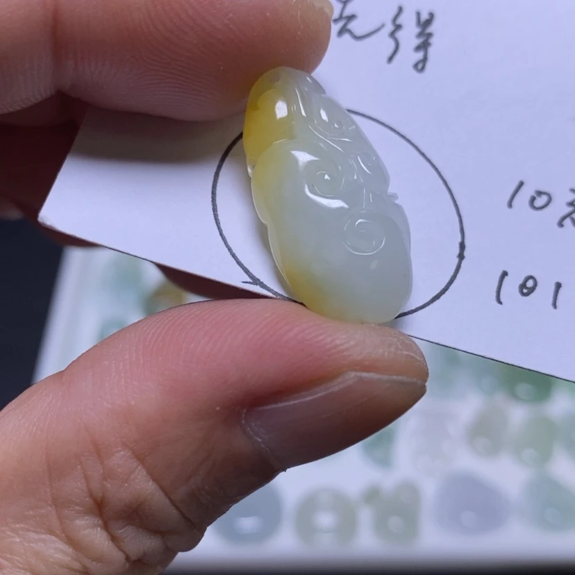 【闪购商品】吊坠(不含链)未镶嵌翡翠
