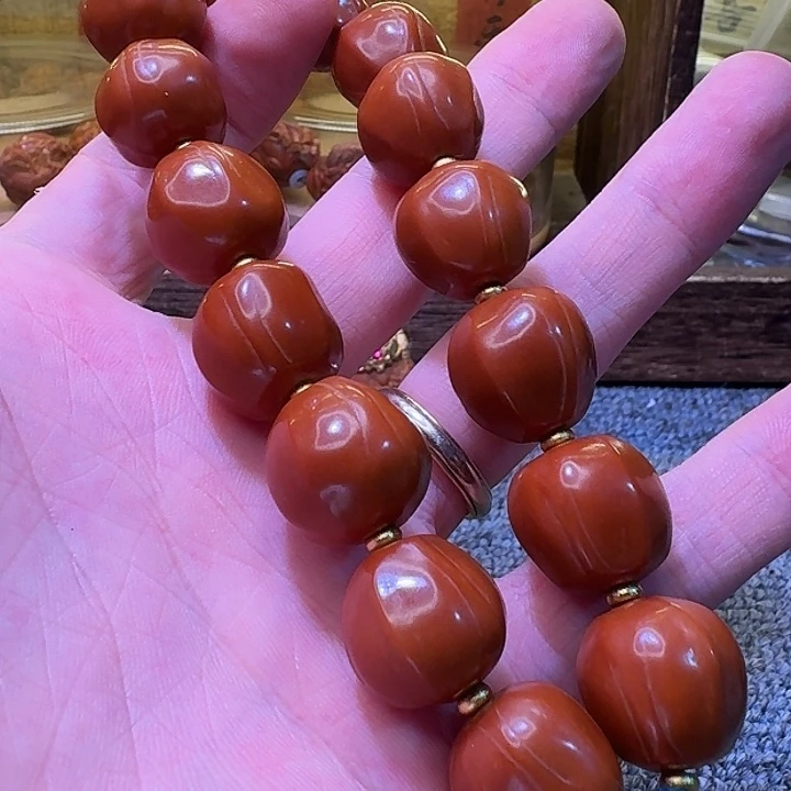 新***界吊坠橄榄核啦啦啦