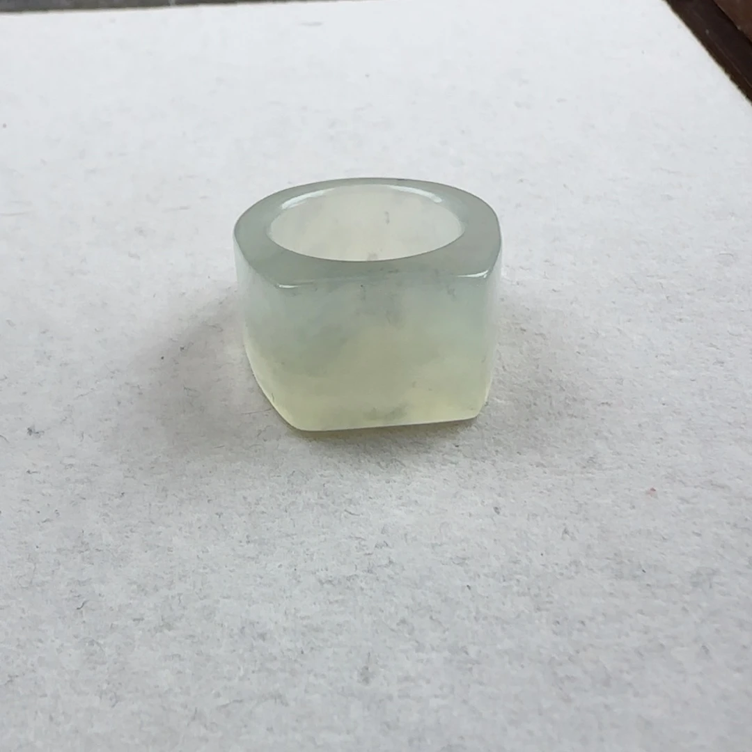 蛇纹石玉未镶嵌内径17.1西****蛋
