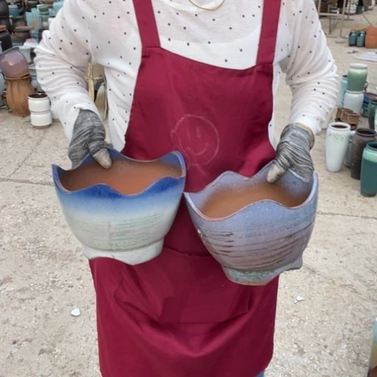 紫砂花盆口20高14瑕疵瑕疵