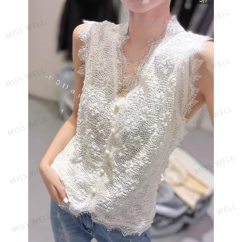 【茵姐推荐】新款蕾丝V领微透性感纽扣洋气吊带背心3335