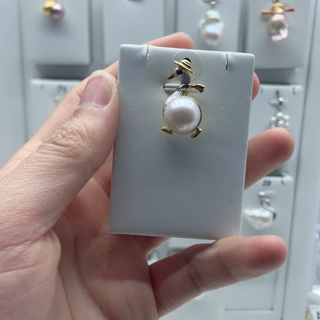 淡水珍珠颈饰合金