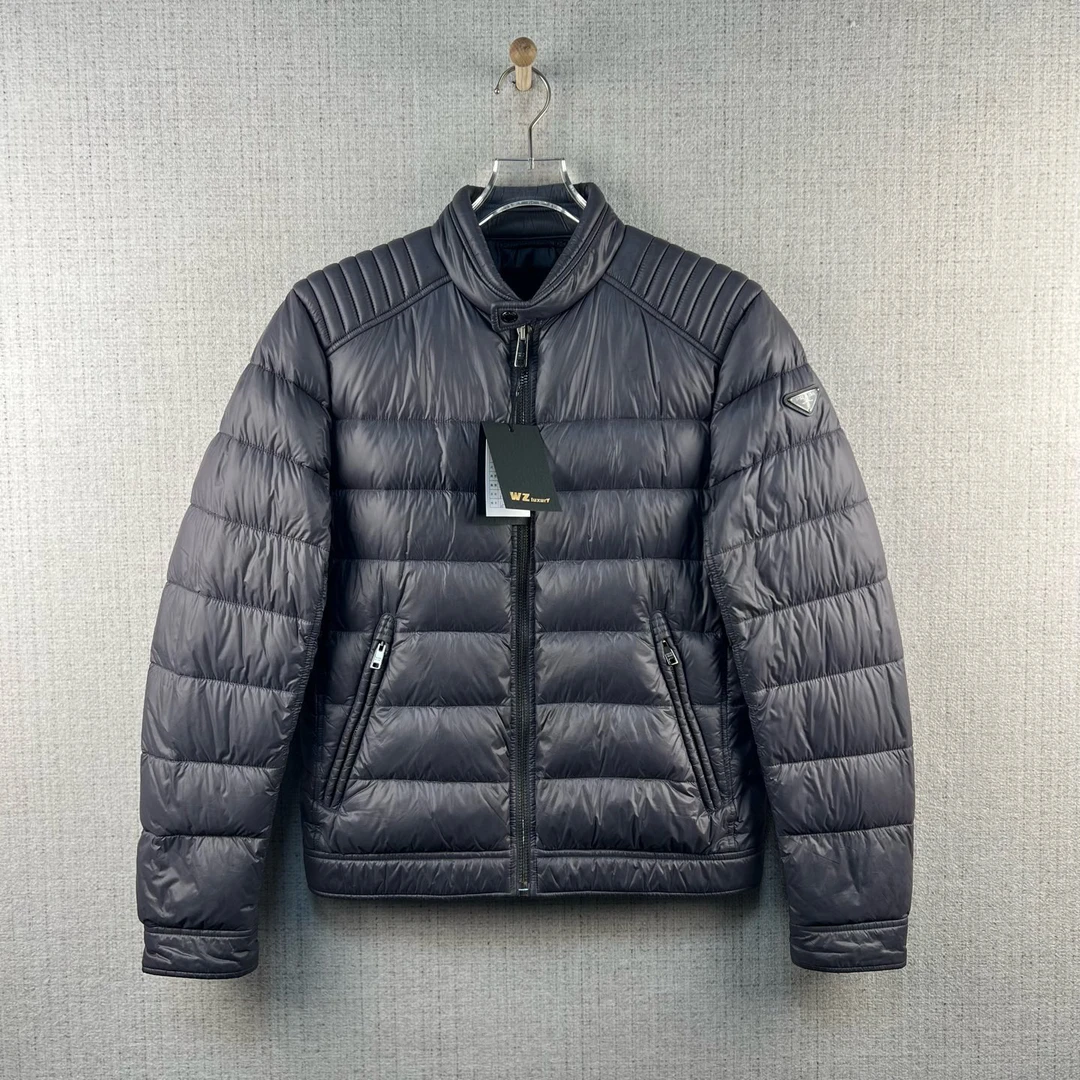 99新 Prada/普拉达 三角徽标羽绒服/尺码48/成色99新/编号9101