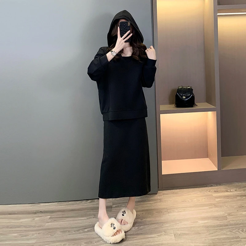 秋冬新款时尚套装女气质修身显瘦挂脖连衣裙休闲百搭连帽卫衣套装