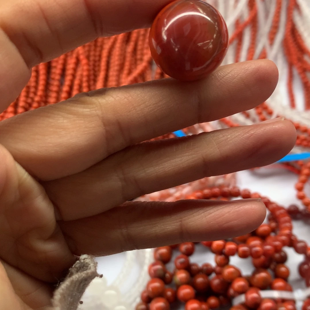 南红玛瑙未镶嵌珠子