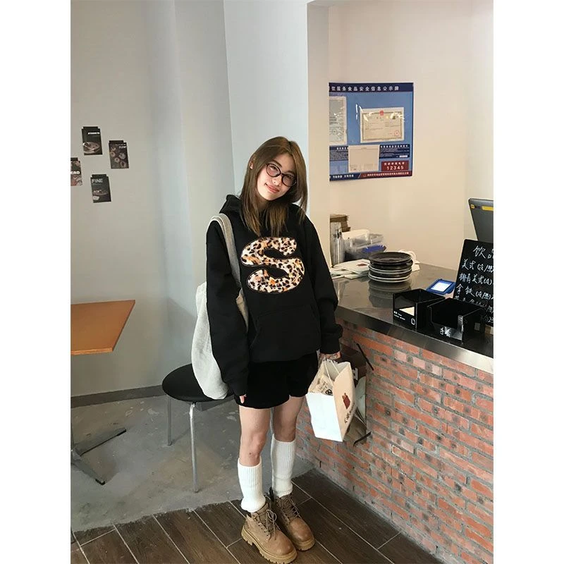 美式甜酷风豹纹绒毛贴布刺绣连帽卫衣女秋冬慵懒宽松百搭加绒外套