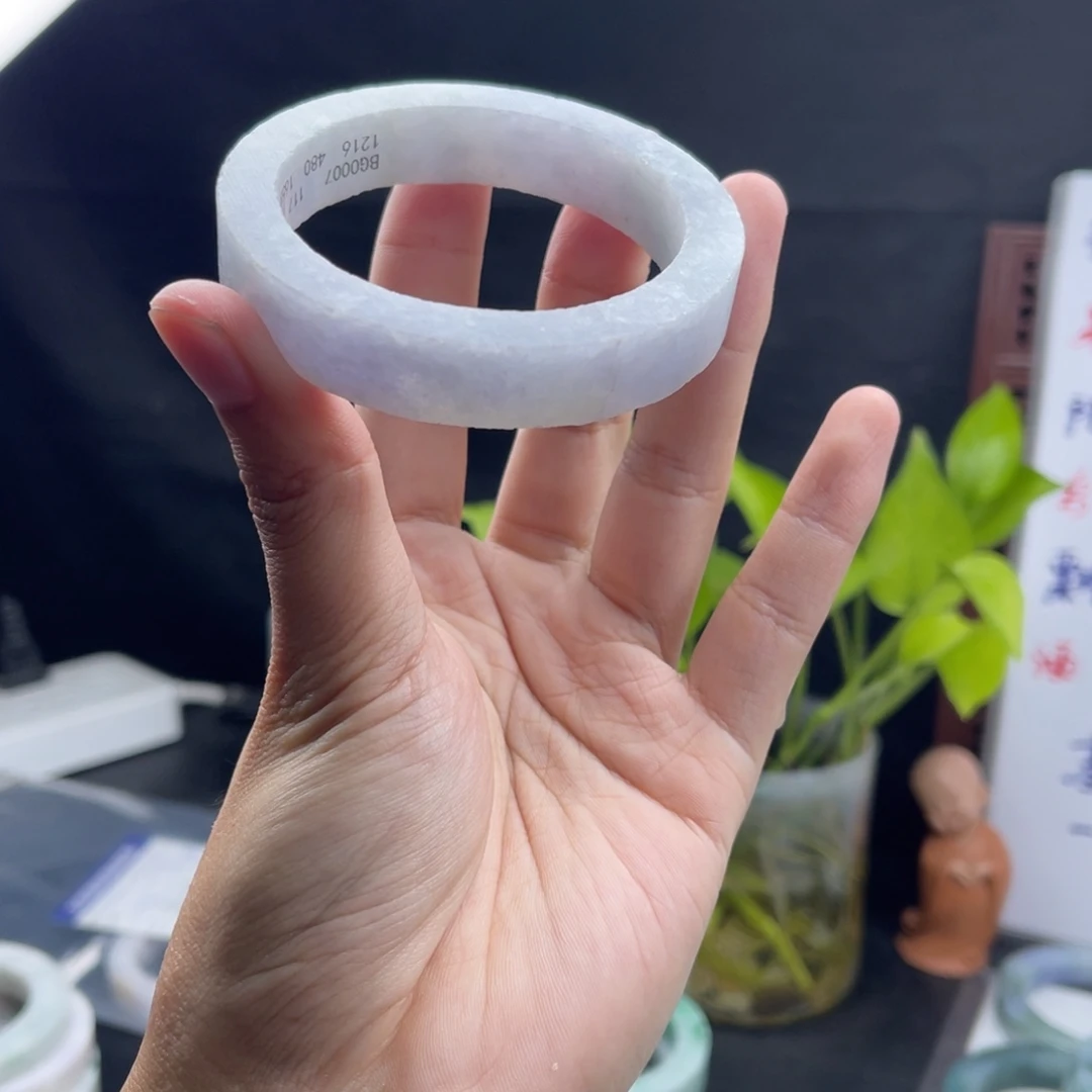 定制翡翠未镶嵌正圈