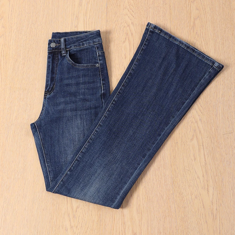 艾格深蓝色微喇宽松女装牛仔长裤2025春时尚百搭显瘦马蹄喇叭裤子