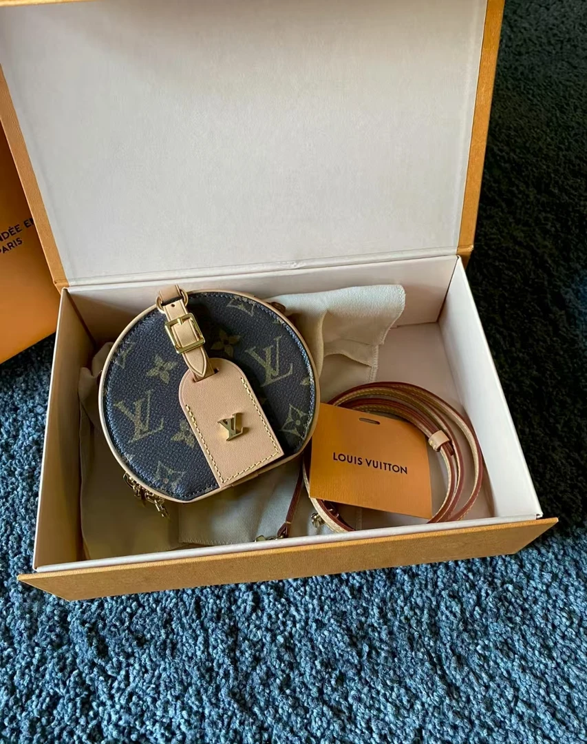 未使用 LouisVuitton/路易威登 经典老花mini圆饼单肩斜挎包