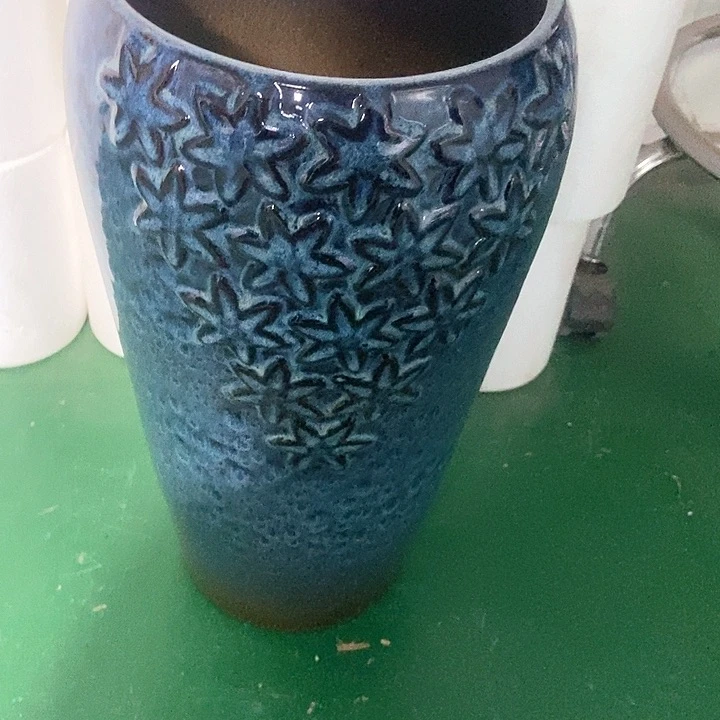 红陶口19。高40。。。