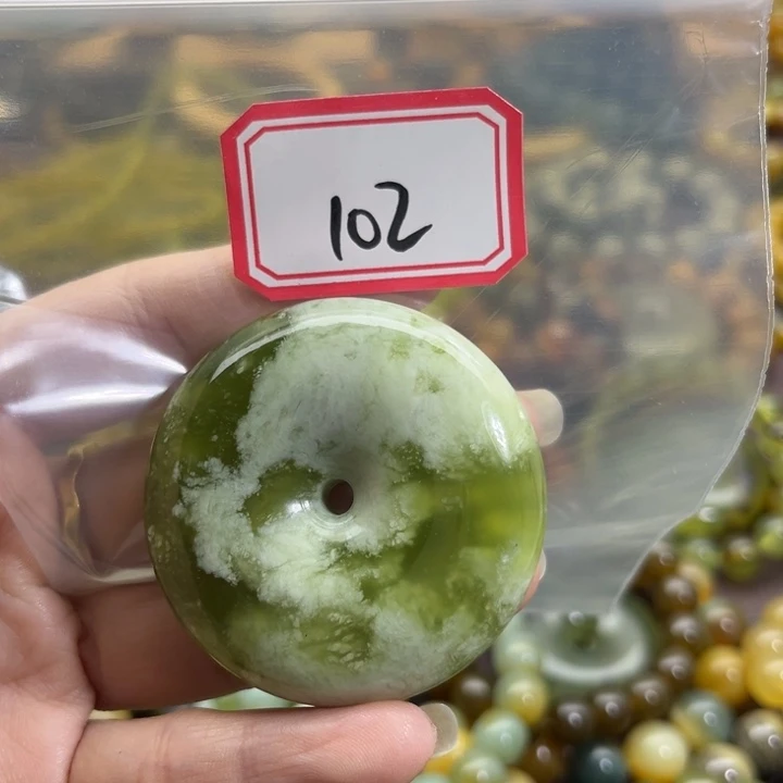 未镶嵌蛇纹石玉手链
