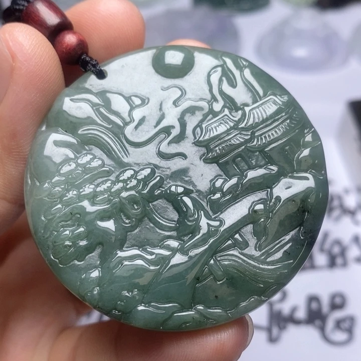 颈饰未镶嵌翡翠翡翠
