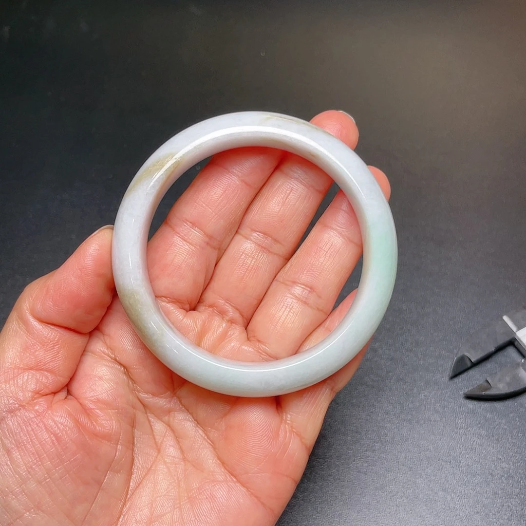 翡翠未镶嵌手镯糯种翡翠手镯