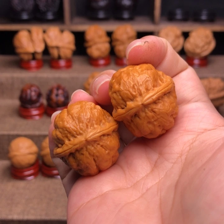 把件橄榄核15脑纹小青蛙30