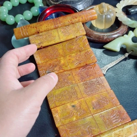 白玉菩提把件一个一个