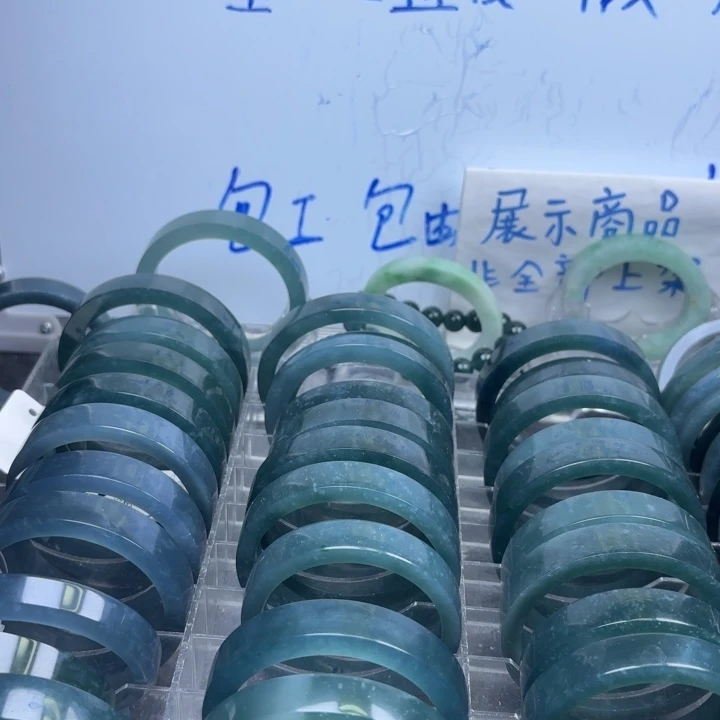 定制翡翠未镶嵌翡翠手镯毛坯定制