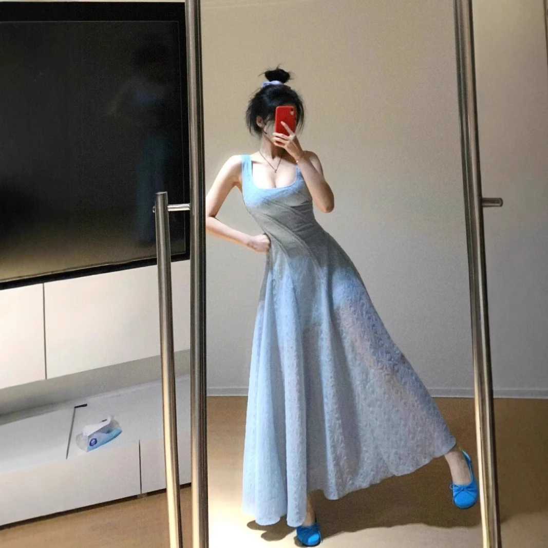 气质法式蓝色吊带连衣裙女2025夏季新款收腰领证礼服度假海滩长裙