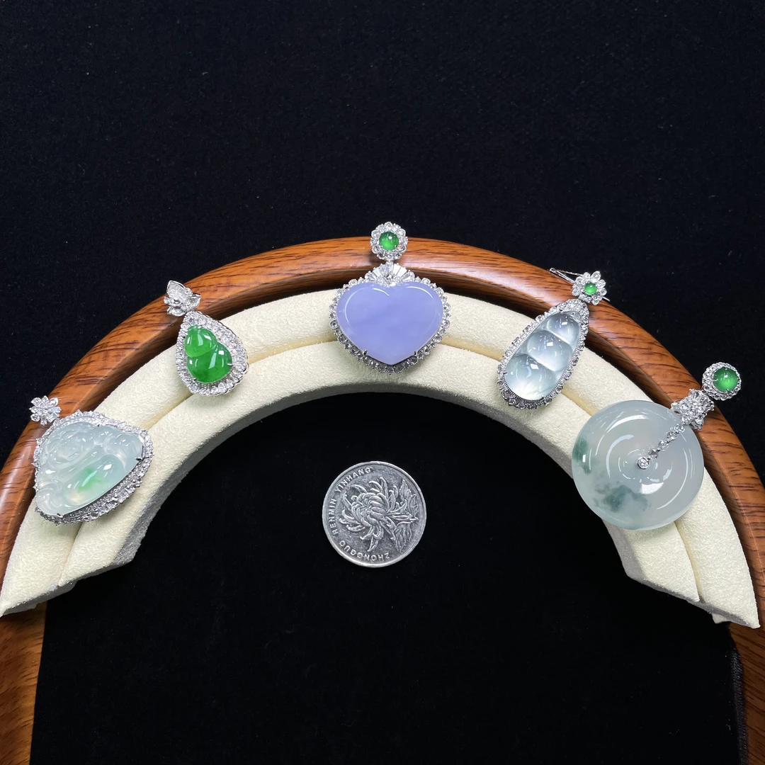 思懿手镯之家-18K翡翠挂件-19800-XMG-11-多样性发一