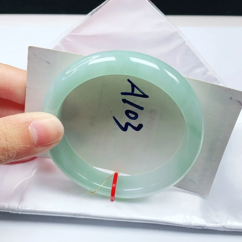【闪购商品】翡翠手镯未镶嵌54.5圈