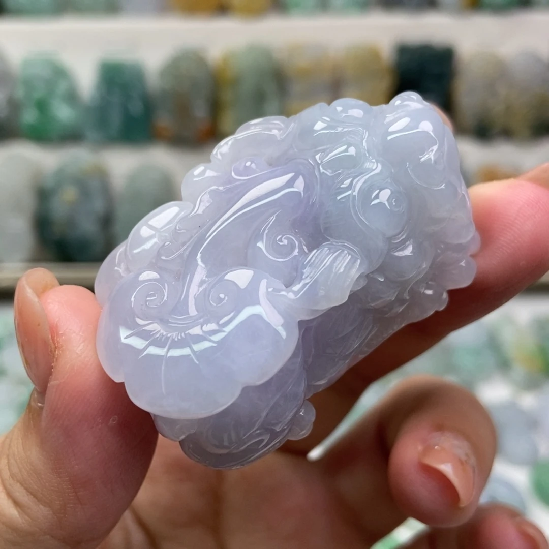 翡翠未镶嵌吊坠(赠链)口含珠