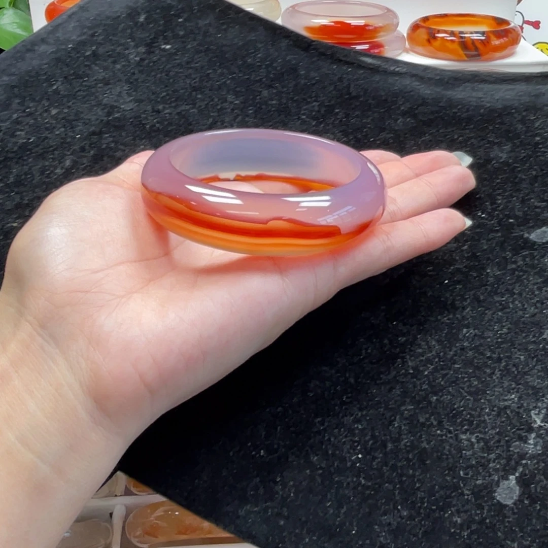 玛瑙/玉髓未镶嵌手镯