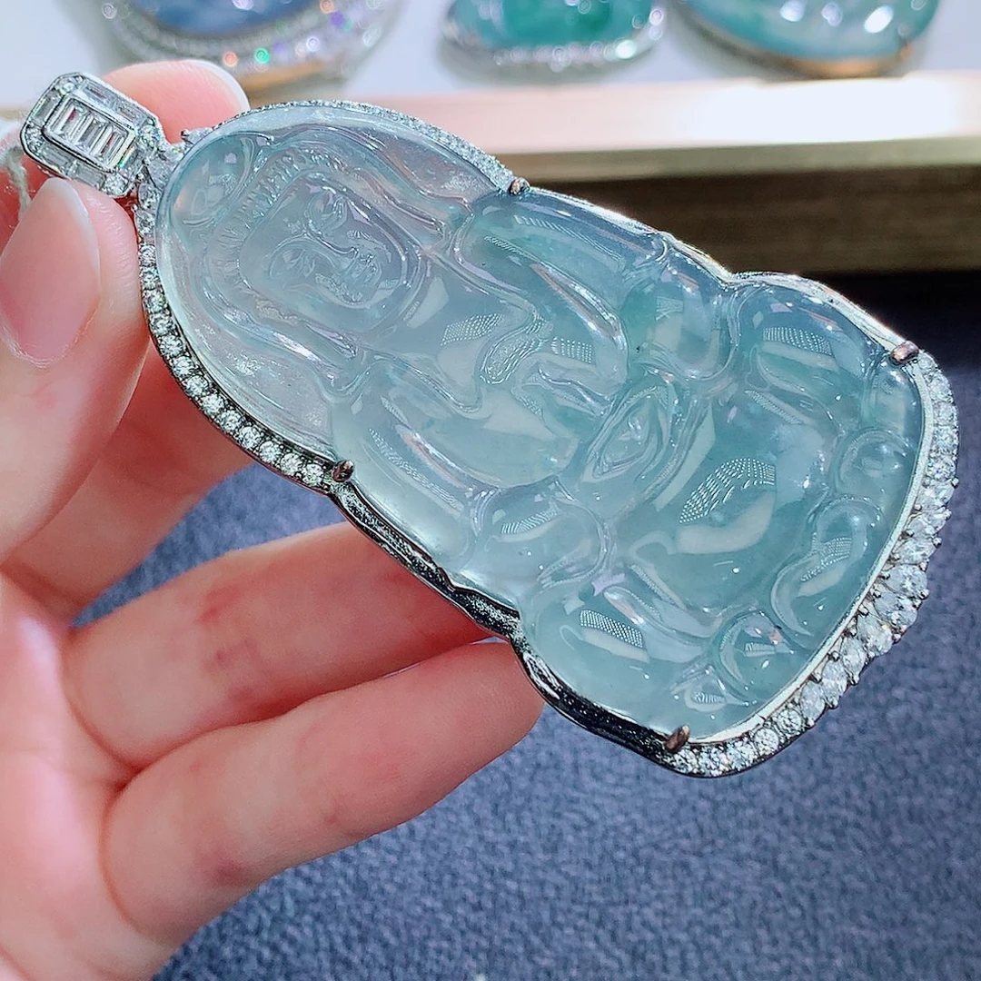 翡翠未镶嵌颈饰翡翠