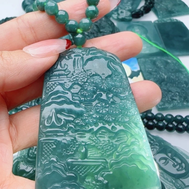 翡翠未镶嵌颈饰多样性发货天然A货翡翠