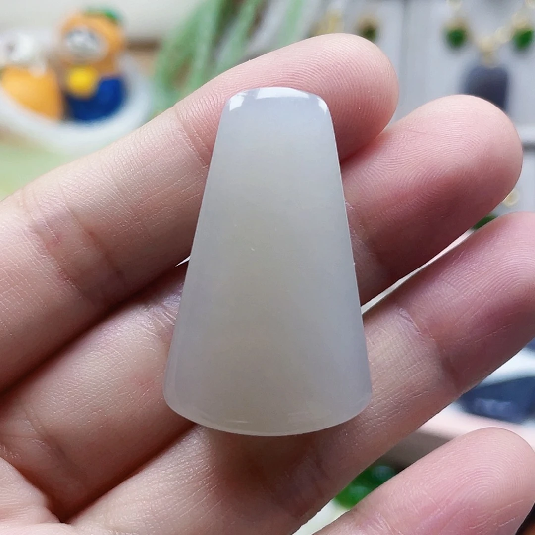 和田玉未镶嵌吊坠(不含链)