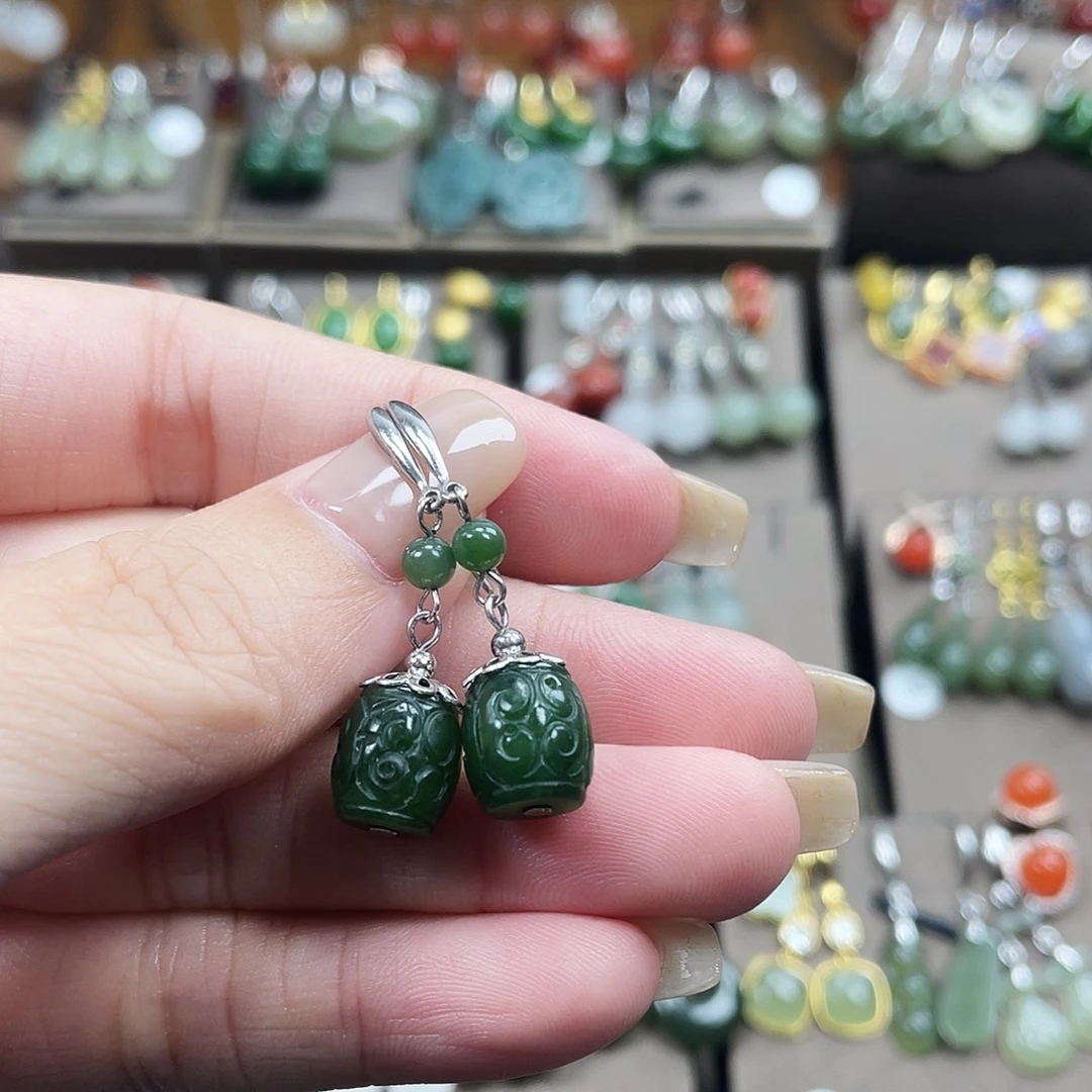 和田玉银S925镶嵌耳饰