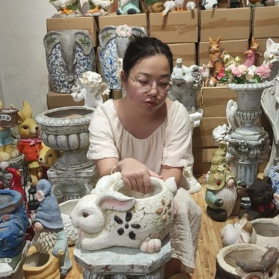 合成树脂氧化镁小白兔花盆一个