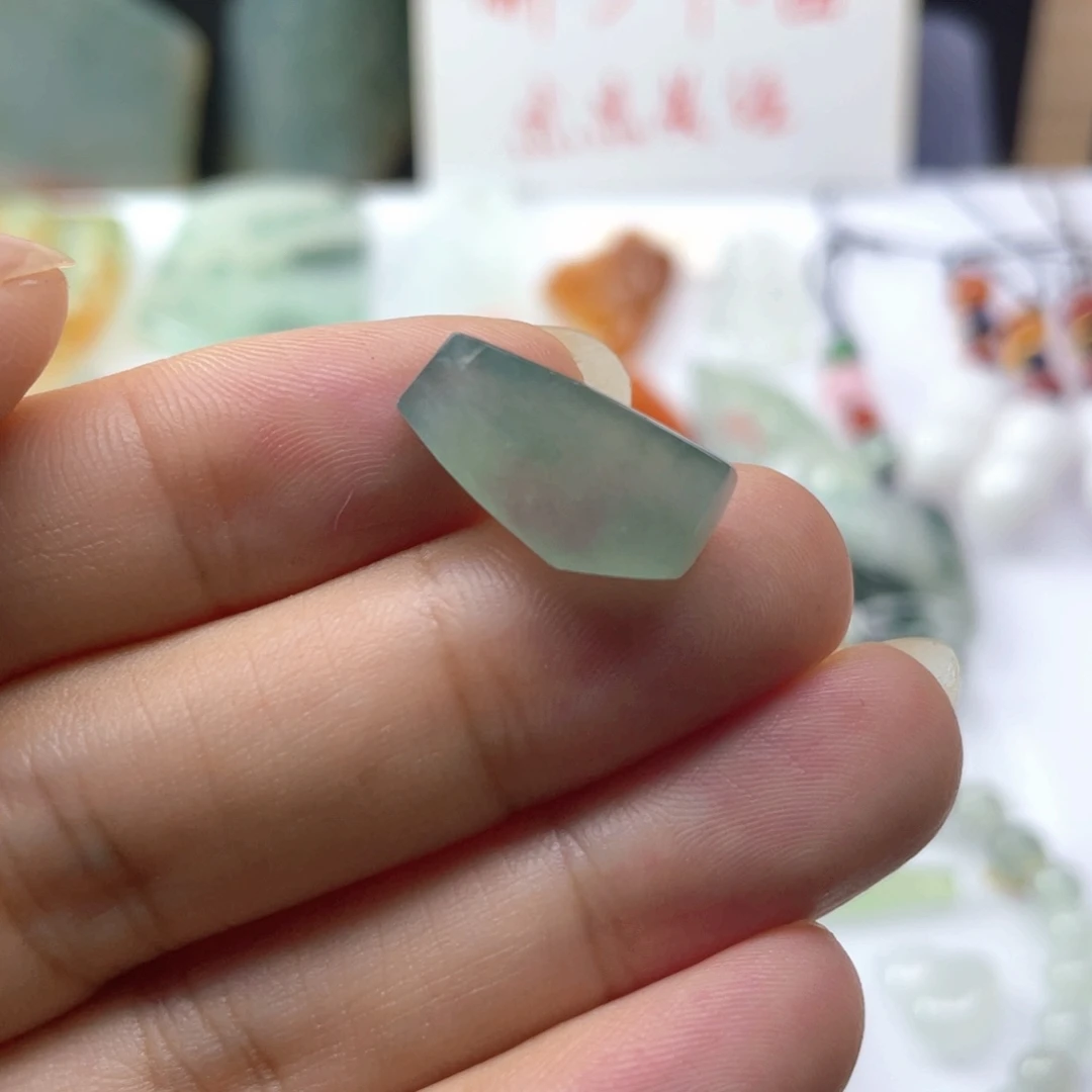 未镶嵌定制翡翠天然缅甸翡翠