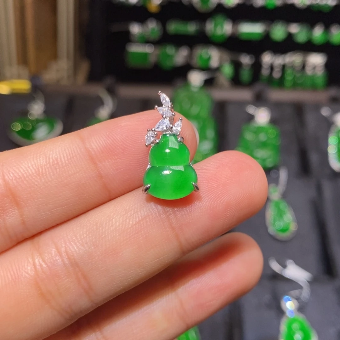 银S925镶嵌翡翠耳饰天然翡翠