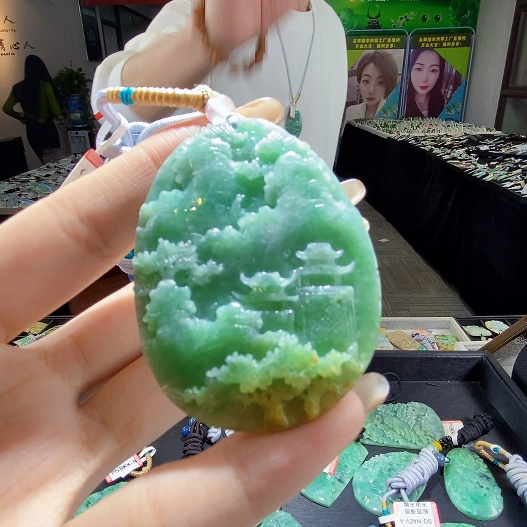 颈饰未镶嵌翡翠翡翠