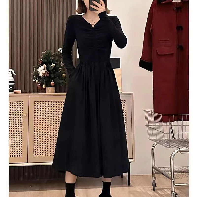 【萍萍推荐】春季V领压褶拼接A版小香风长裙气质蓬蓬轻奢过膝连衣