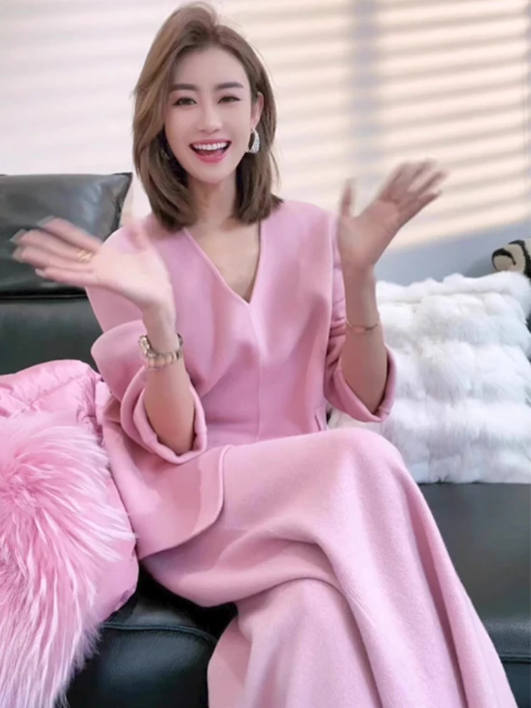 财阀千金风休闲套装女2025秋季减龄粉色V领宽松卫衣阔腿裤两件套