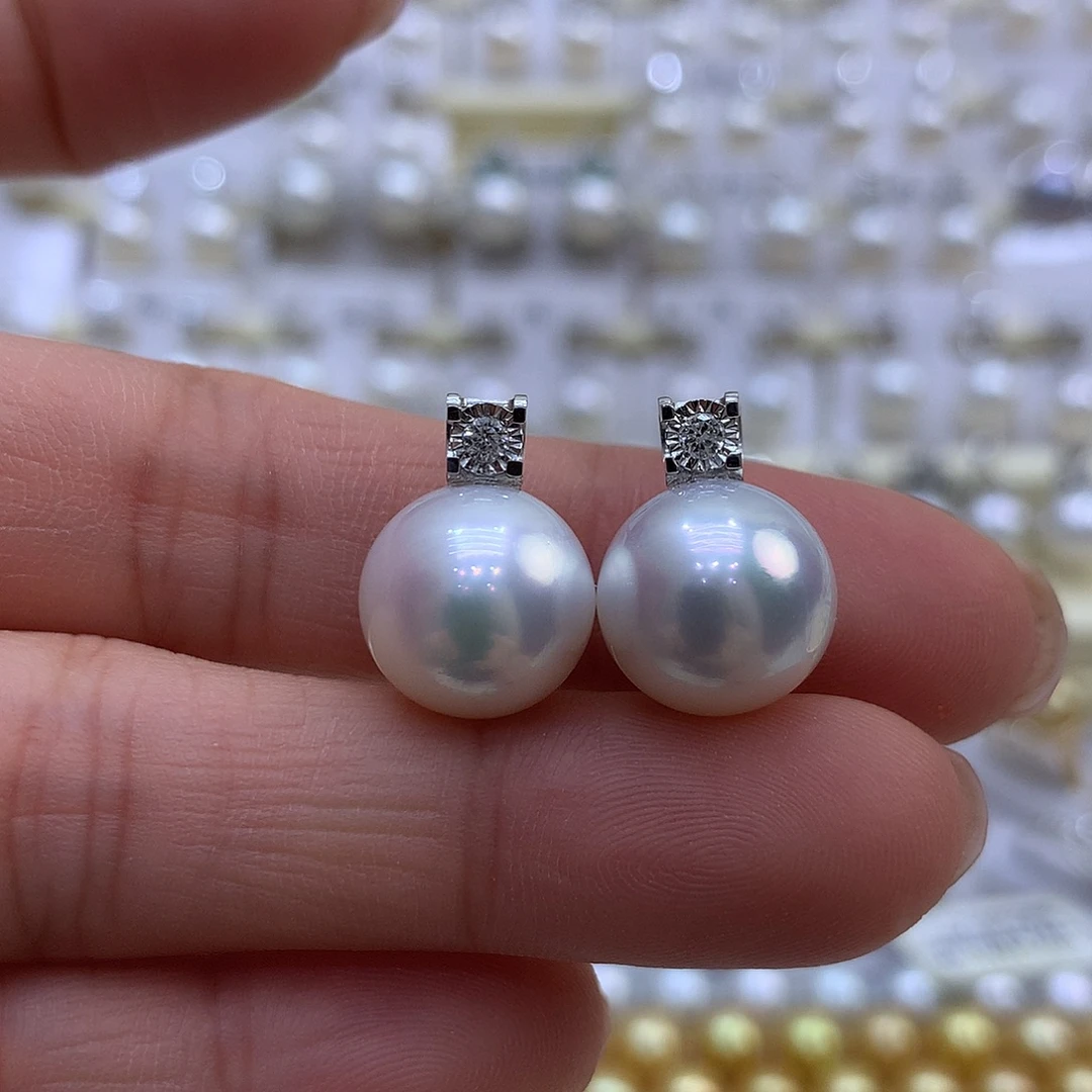 耳饰18K金镶嵌海水珍珠12-13mm澳白
