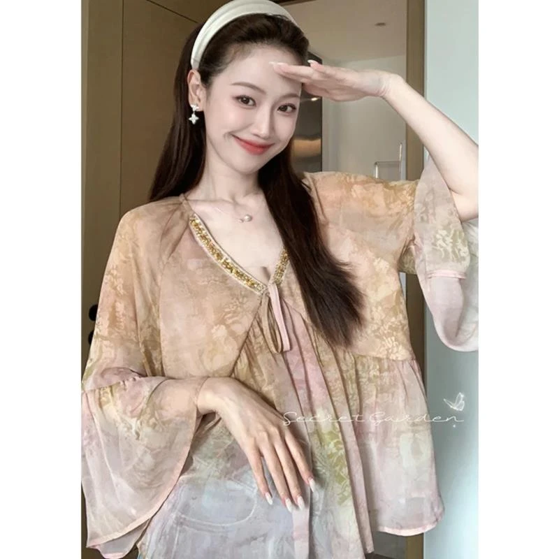 V领碎花乔其纱衫女薄款设计感小众温柔风上衣