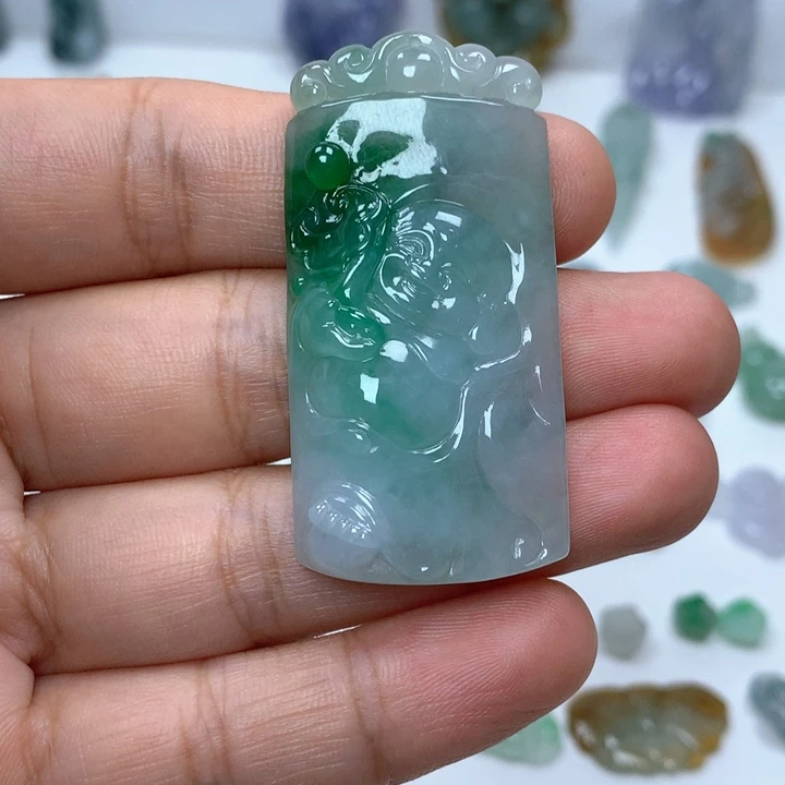 薷***莈翡翠未镶嵌吊坠(不含链)