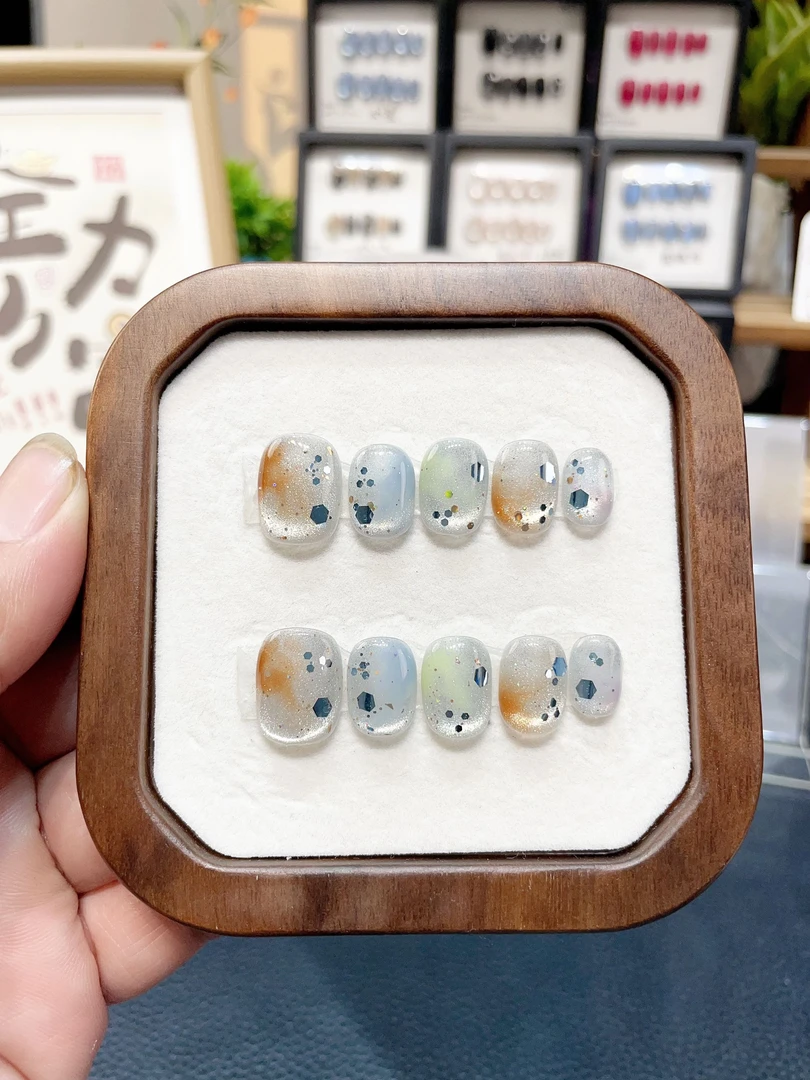 上新【糖果】纯手工穿戴甲猫眼短甲显白气质款美甲十片装