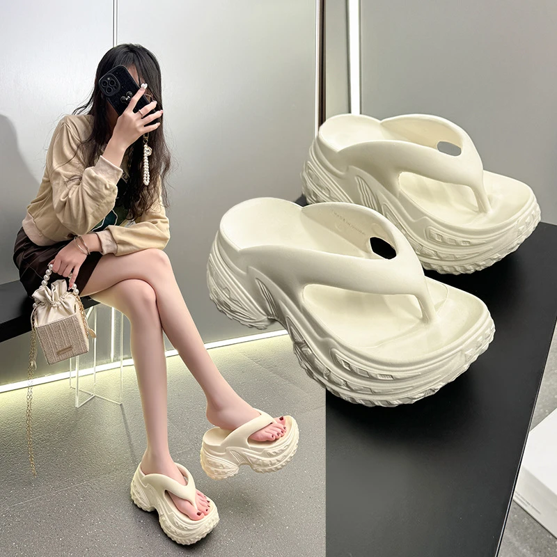 人字拖女款厚底网红超火夏季外穿2025新款时尚百搭夹脚拖鞋女高跟