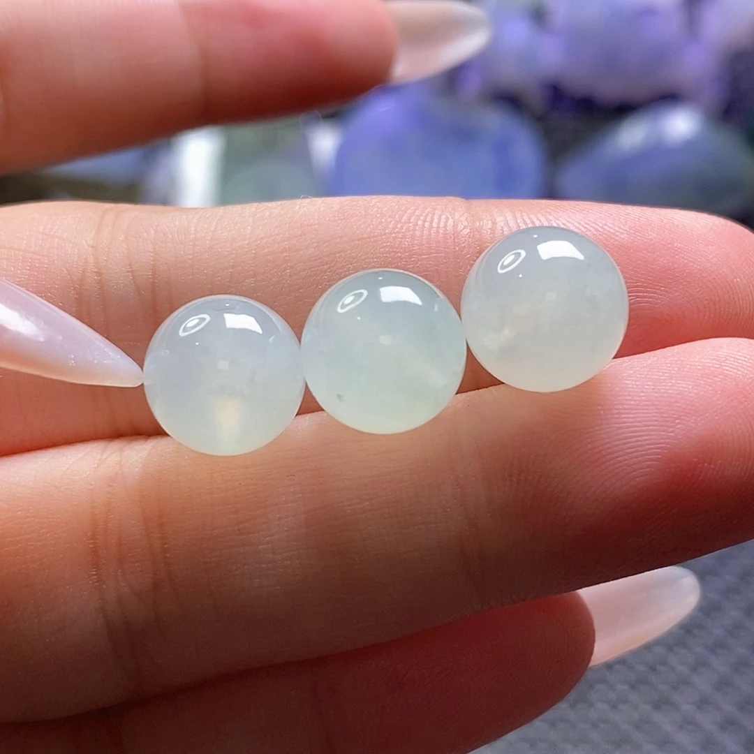 定制翡翠未镶嵌卡10.5珠子