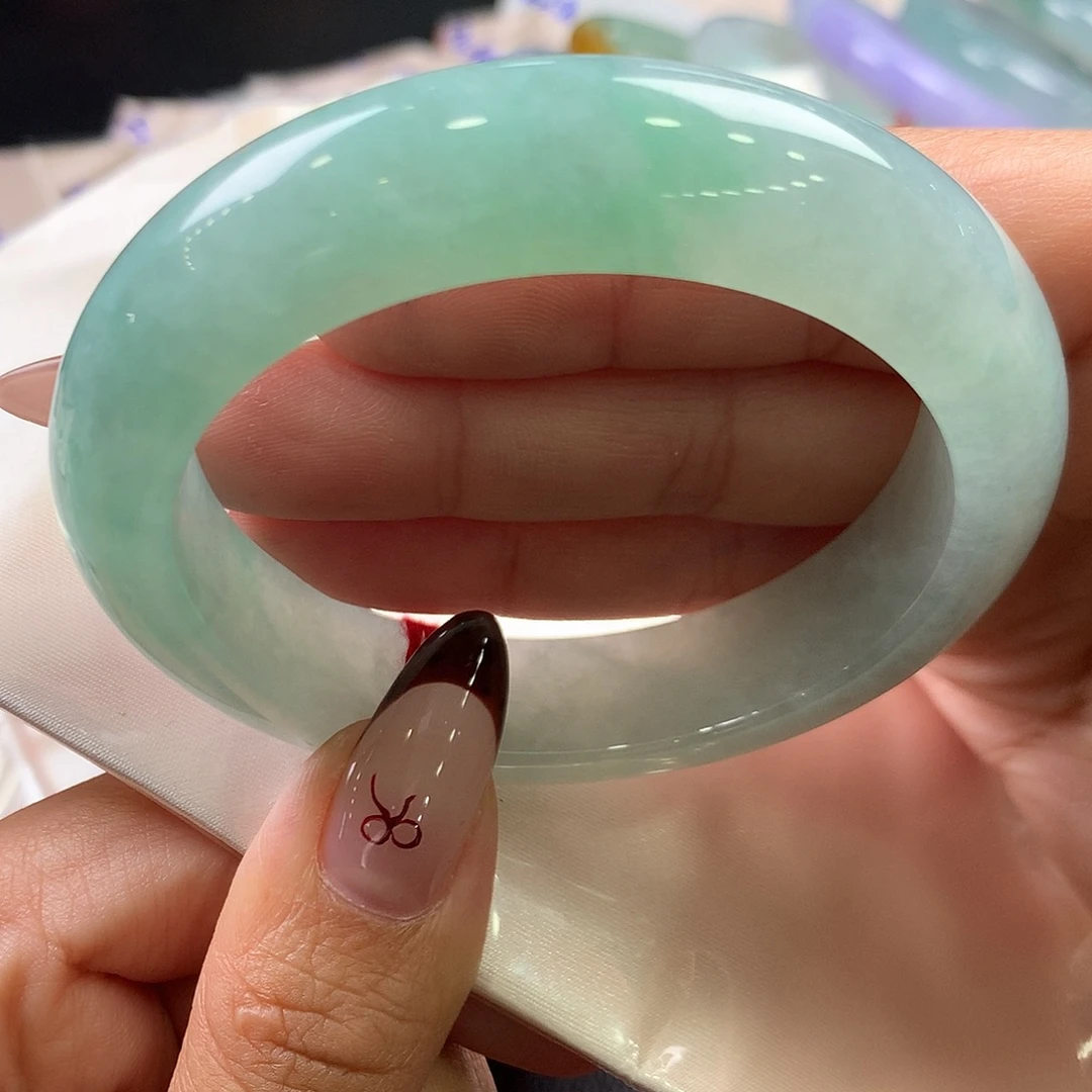 翡翠未镶嵌手镯58号