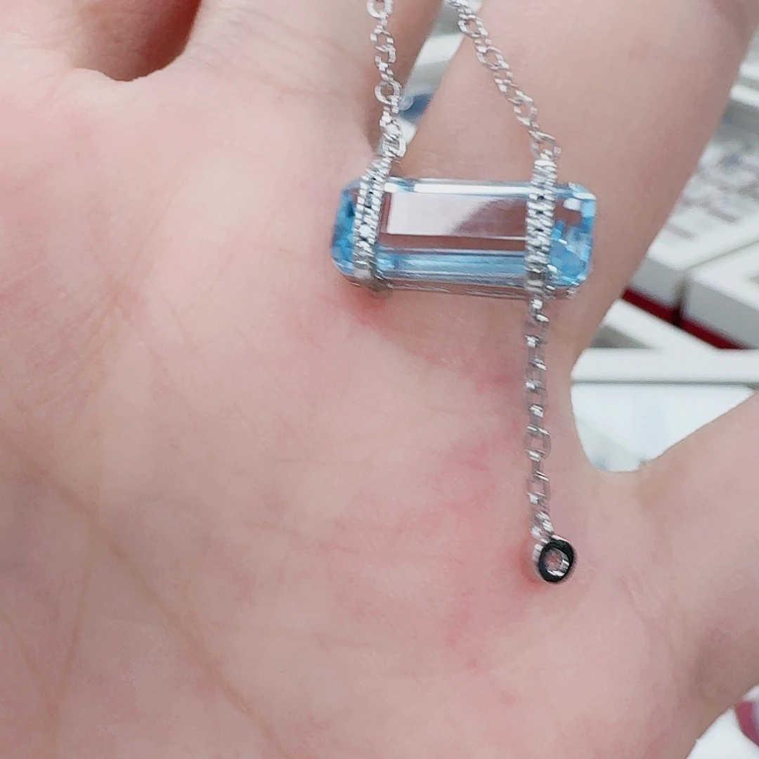 吊坠925银合成碳硅石吊坠