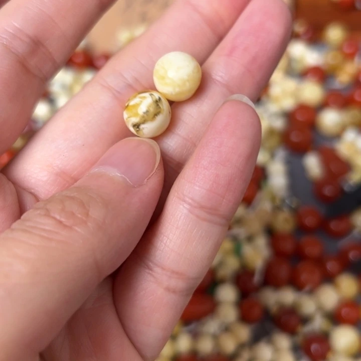 蜜蜡未镶嵌裸石9.5mm 9.8mm两